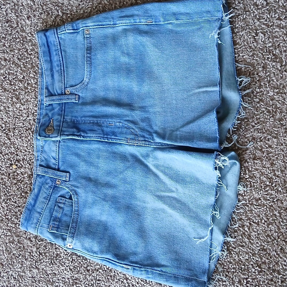 🧚‍♀️Old Navy High Rise OG Straight Cut Off Denim Shorts Medium Wash EUC